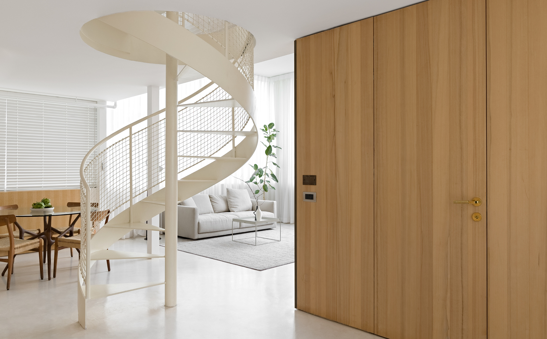 APT.7